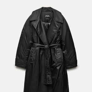 Zara Women's Elegant Black Puffer Jacket